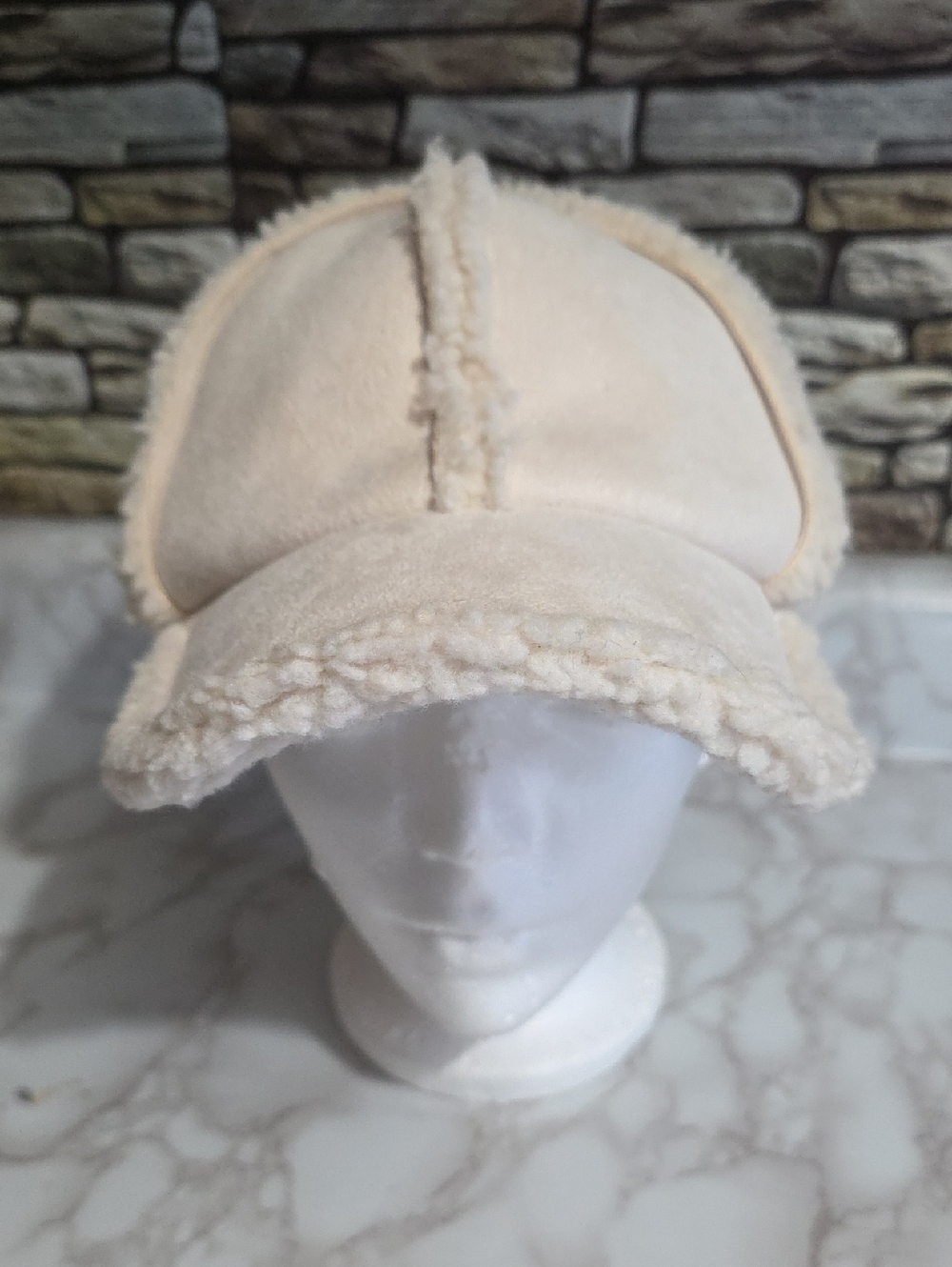 Steve Madden Vintage Cream Fleece Panelled Baseball Cap w Faux Fur Trim